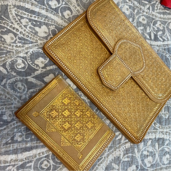 Vintage Handbags - Vintage hand tooled moroccan soft leather purse /clutch and wallet 22 carat gold